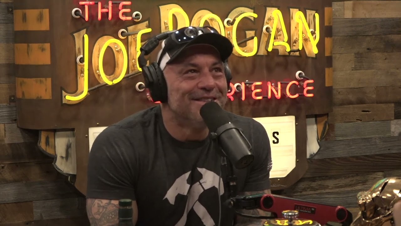 Joe Rogan Experience #1956 - Luke Combs