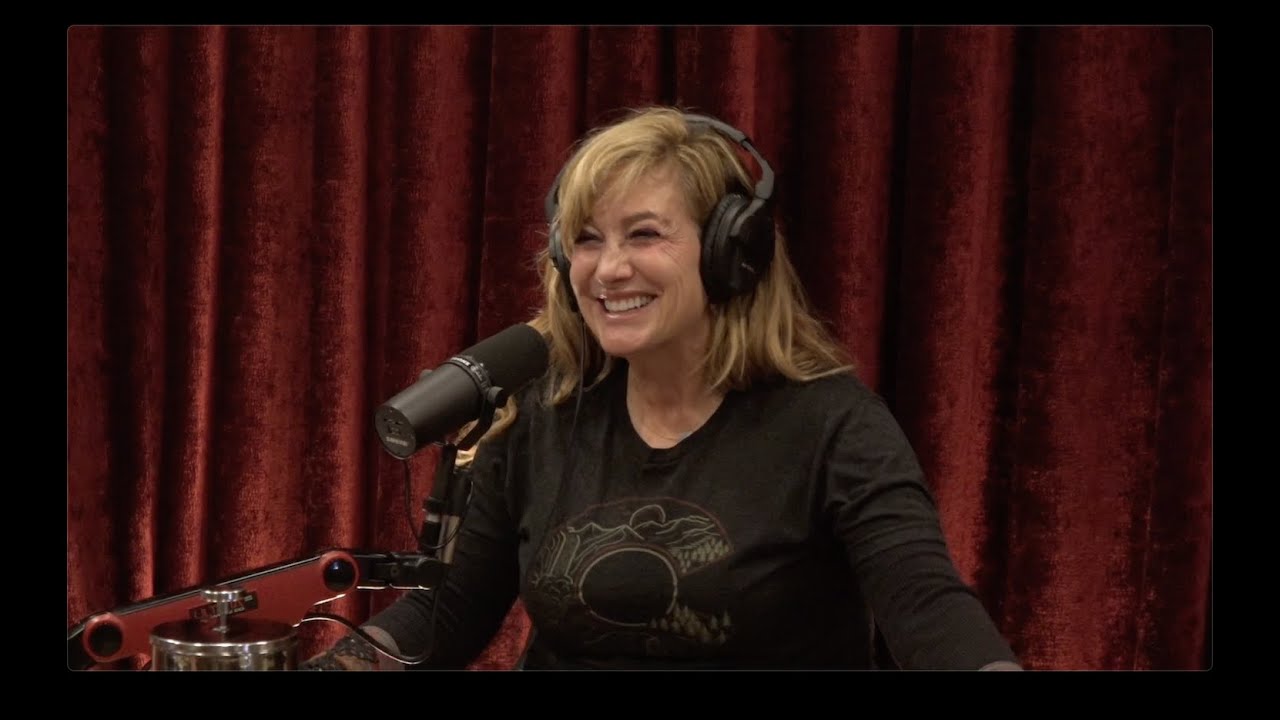 Joe Rogan Experience #2137 - Michelle Dowd