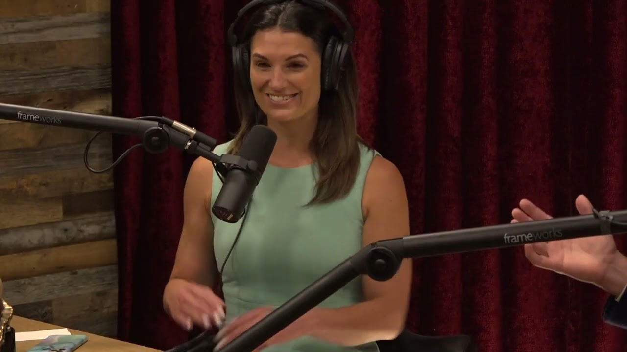 Joe Rogan Experience #1668 - Krystal & Saagar