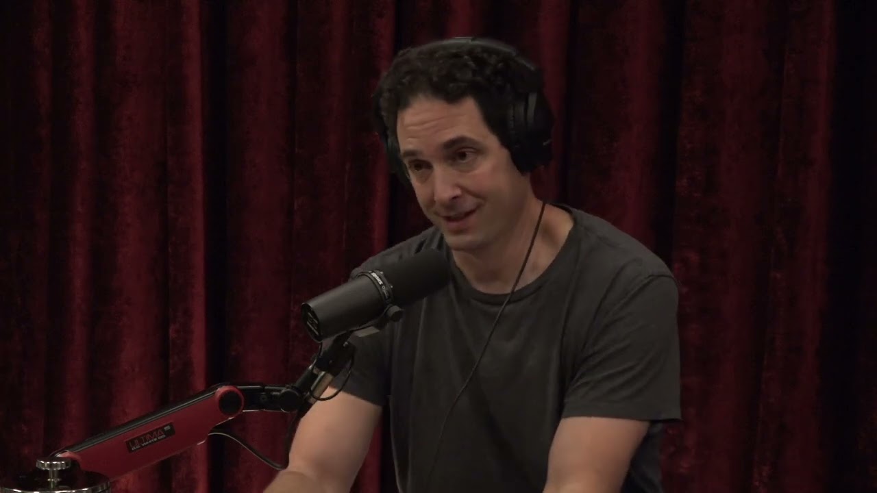 Joe Rogan Experience #1717 - Alex Berenson