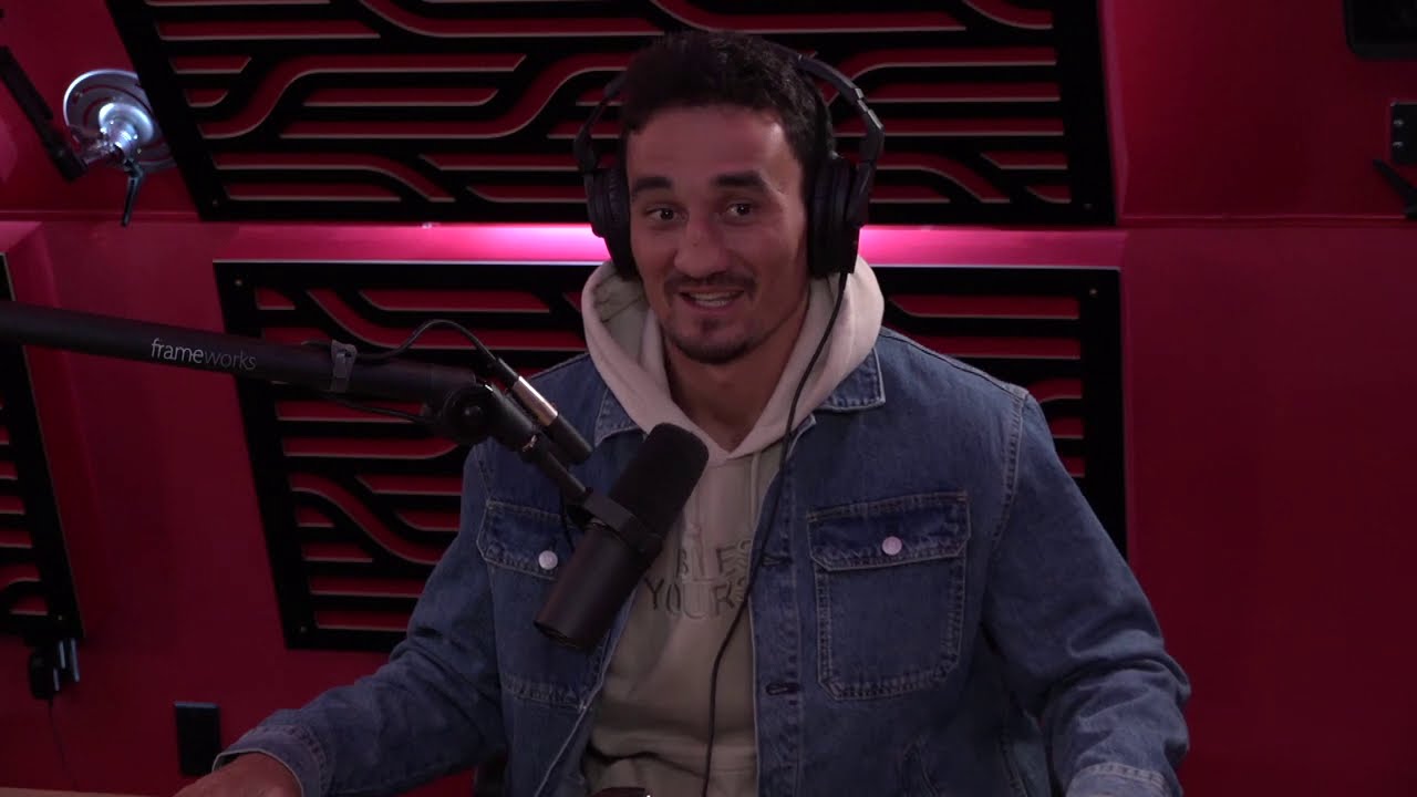 JRE MMA Show #103 with Max Holloway