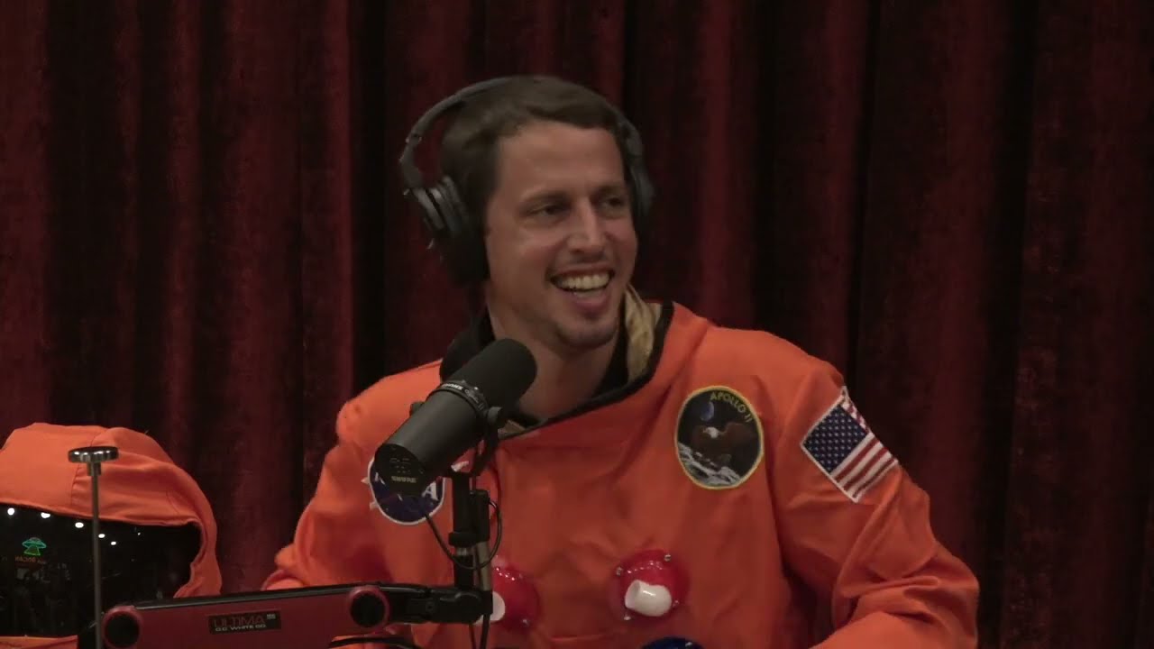 Joe Rogan Experience #1720 - Tony Hinchcliffe & Brian Redban