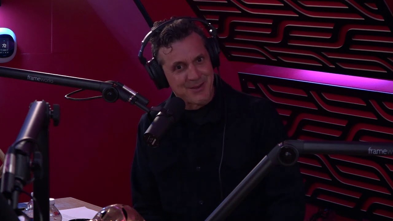 Joe Rogan Experience #1574 - Jacques Vallee & James Fox